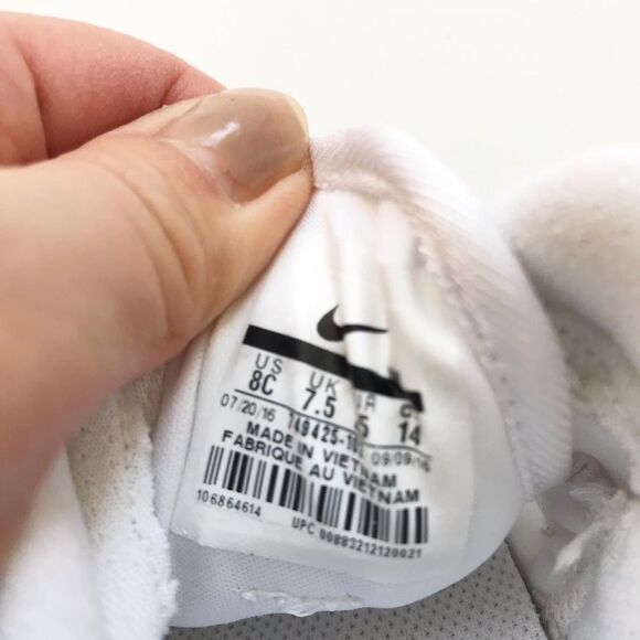 Nike white Roshe sneakers EUC size 8 - Picture 7 of 9